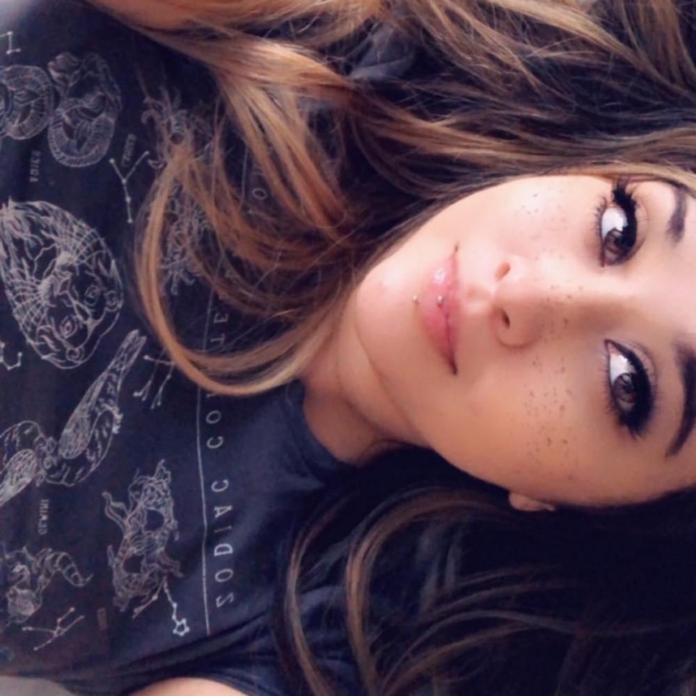 Meet your Posher, Melissa